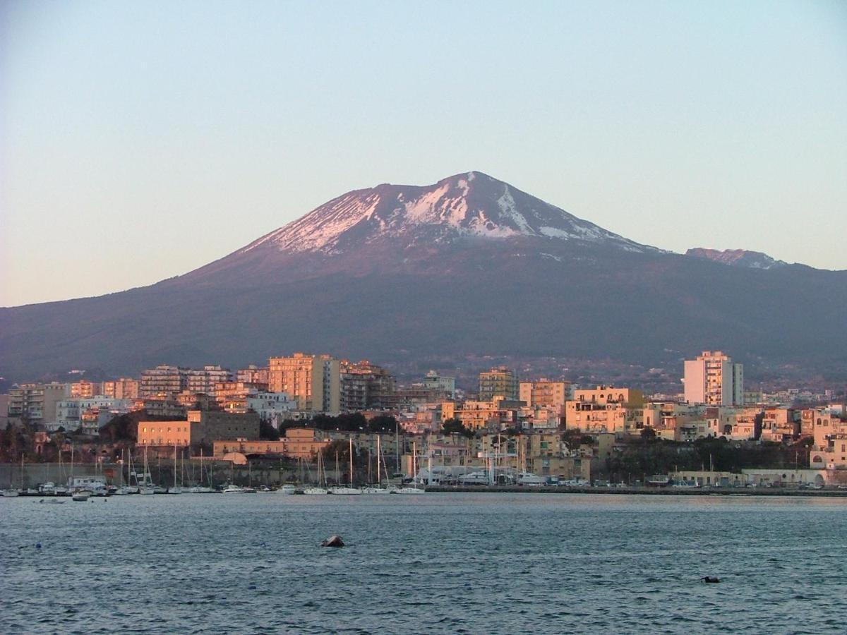 Appartamento Oplonti Plinio Beb Torre Annunziata Esterno foto